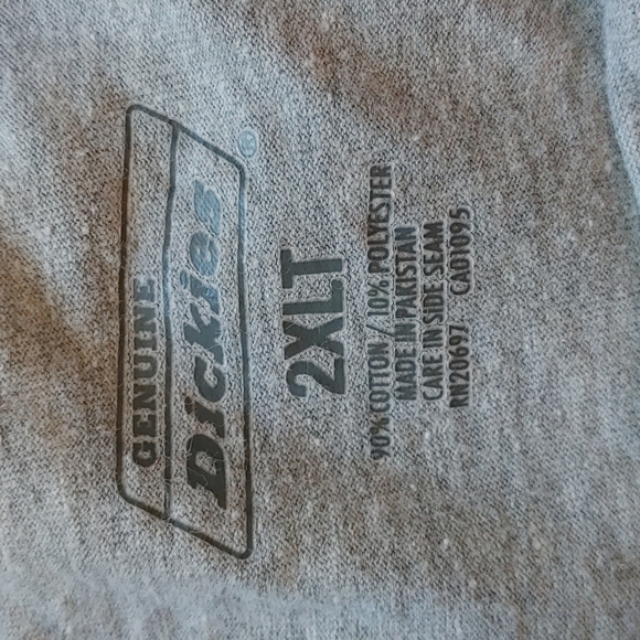 T Shirt - Picture 4 of 4